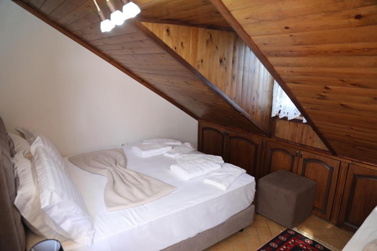 --Hotel Deal-- Rooms With Castle View Krujë Esterno foto