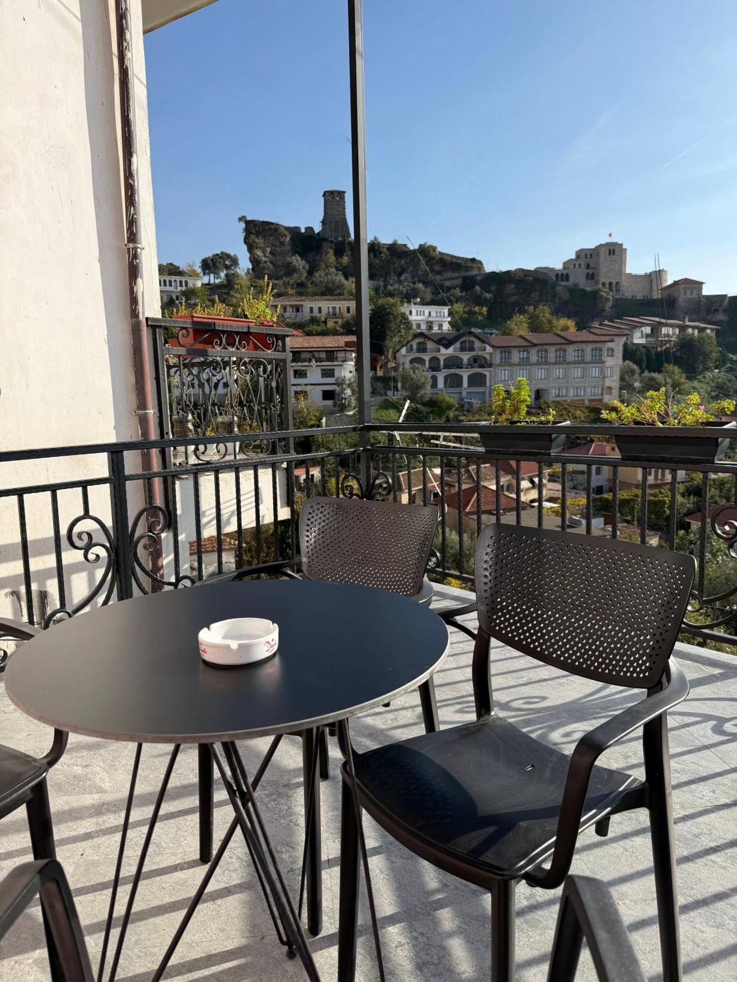 --Hotel Deal-- Rooms With Castle View Krujë Esterno foto