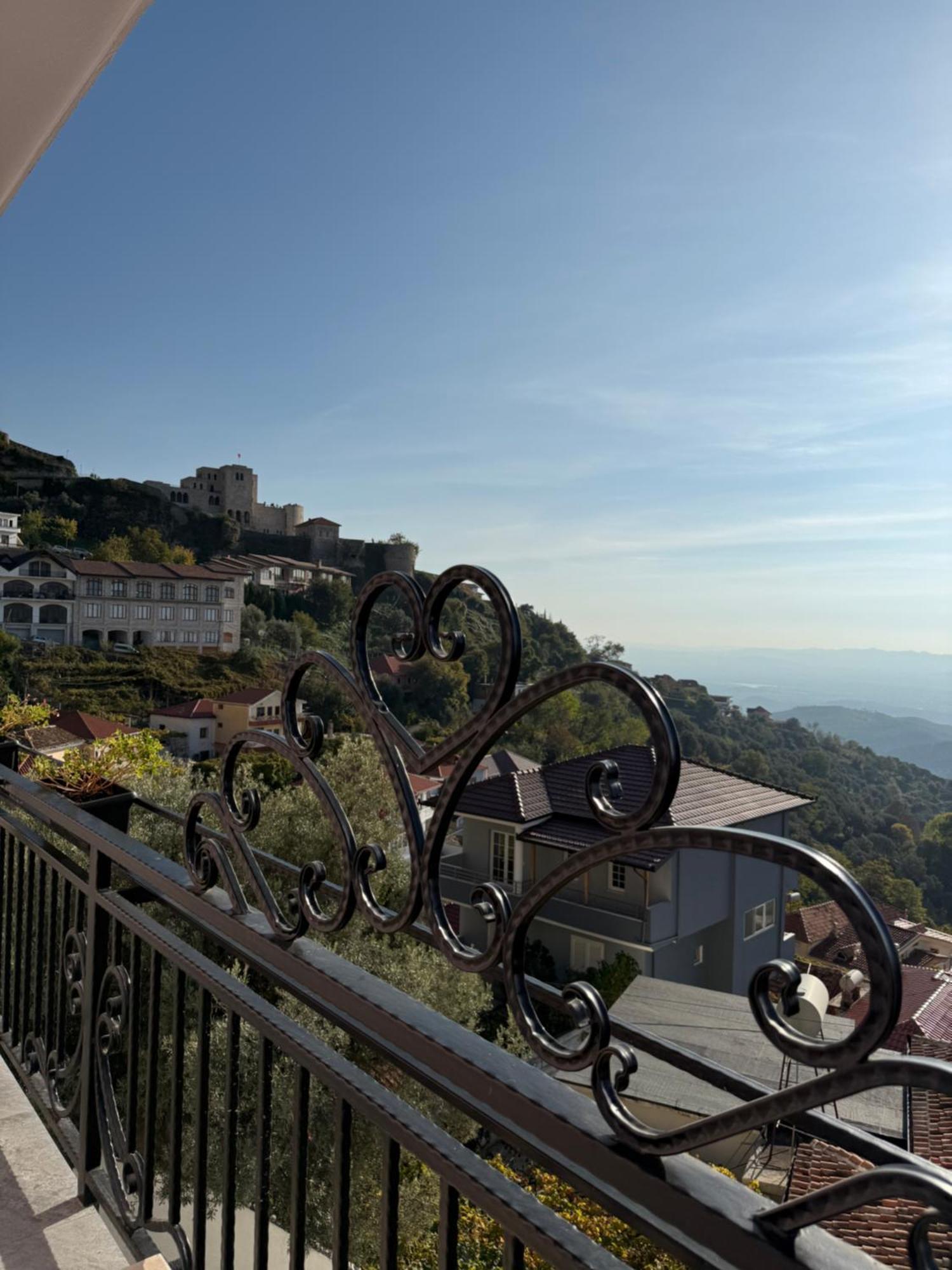 --Hotel Deal-- Rooms With Castle View Krujë Esterno foto